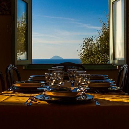 Villa Laura Capo dʼOrlando Екстериор снимка