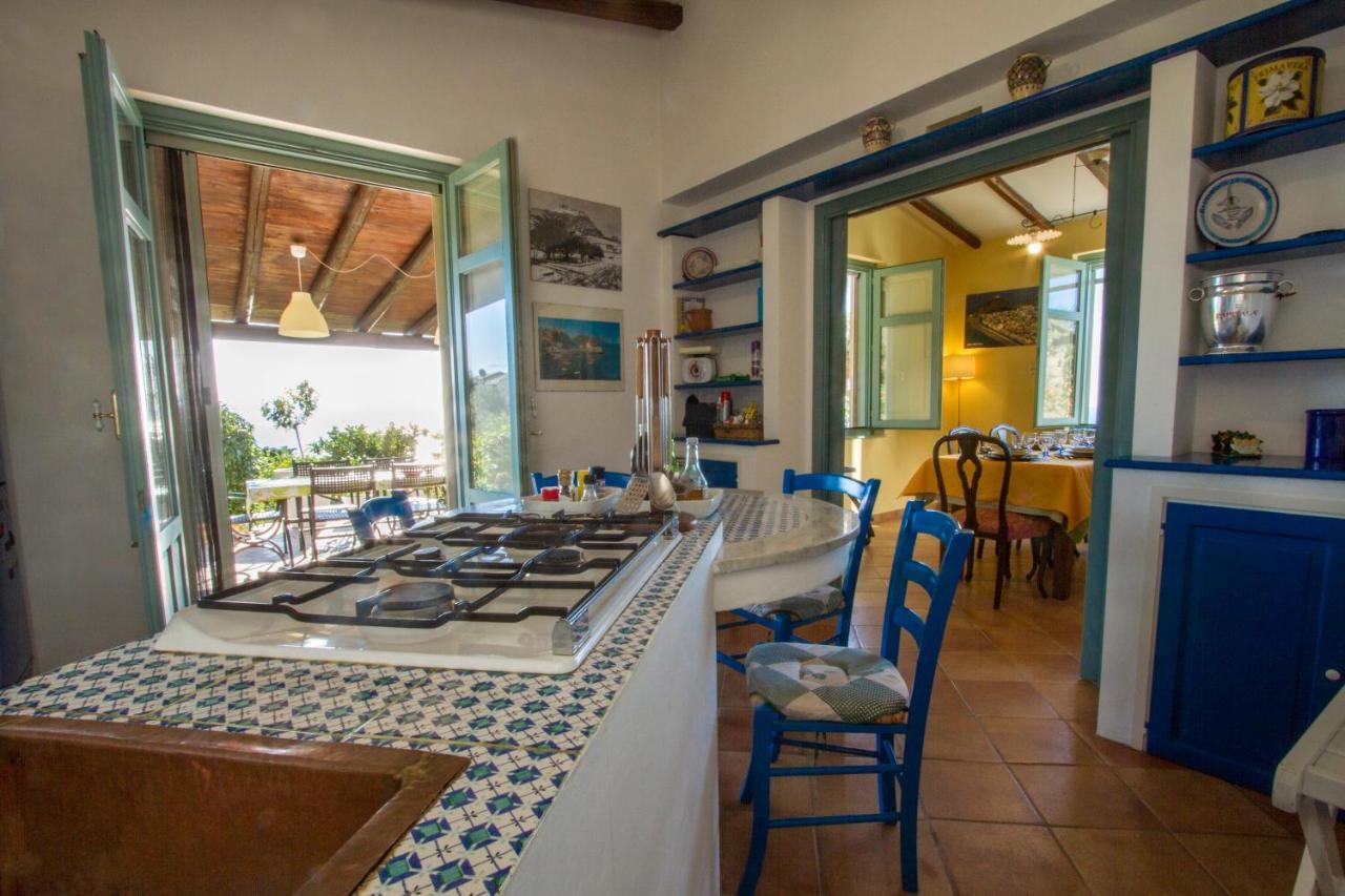 Villa Laura Capo dʼOrlando Екстериор снимка