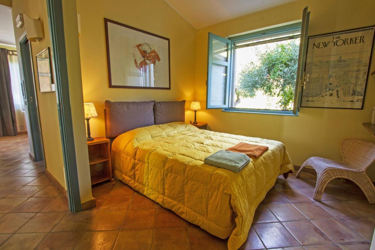 Villa Laura Capo dʼOrlando Екстериор снимка
