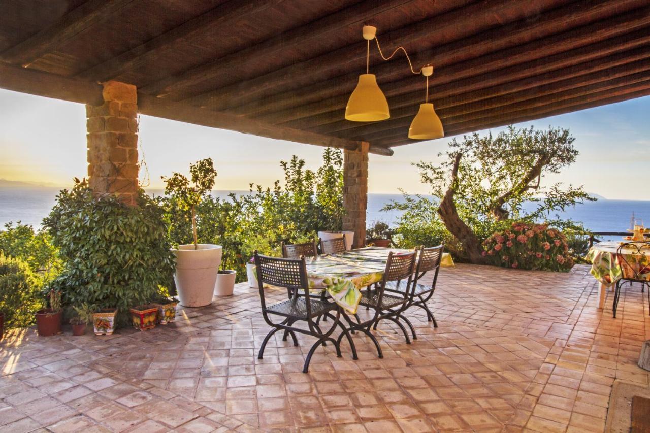 Villa Laura Capo dʼOrlando Екстериор снимка